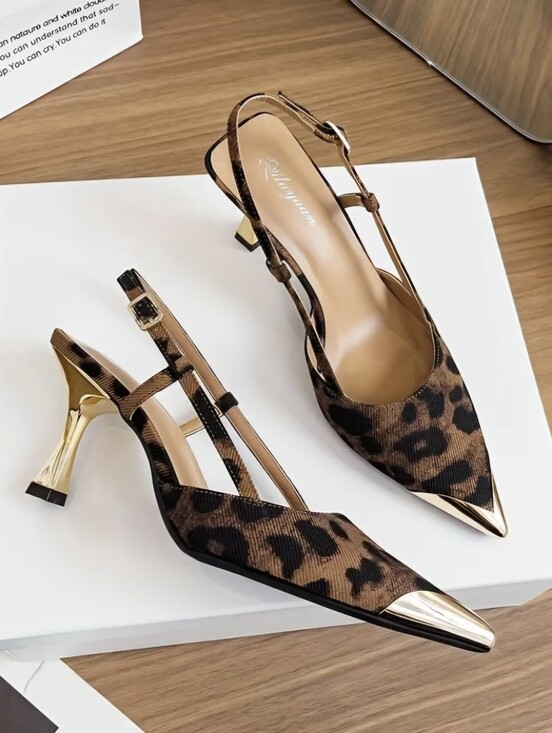 Shoes - Women's Closed-Toe Sandals,Leopard Print with Metal Iron Toe Decoration